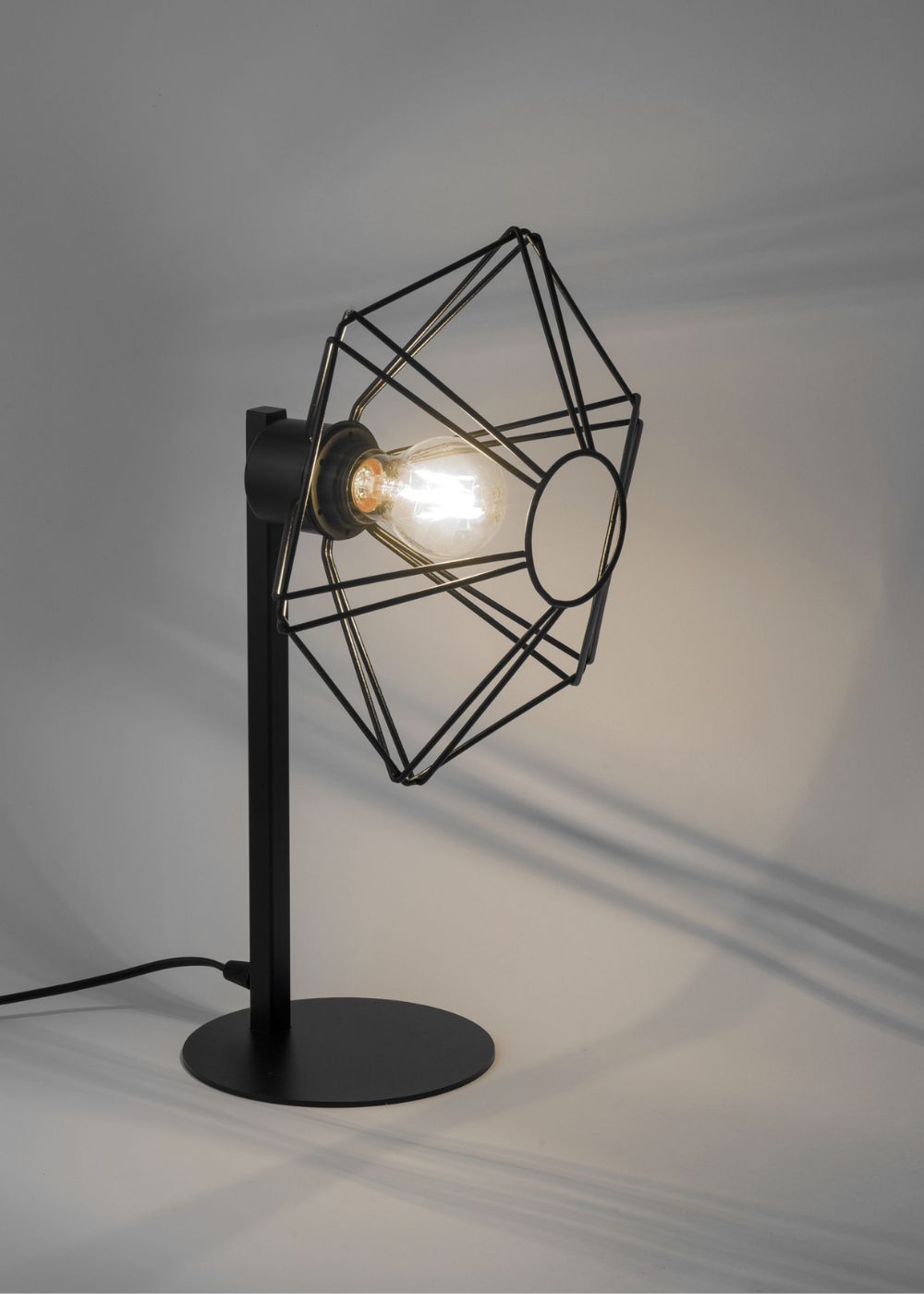 Stehlampe Schwarz Metall Draht H:160 cm E27 dekorativ