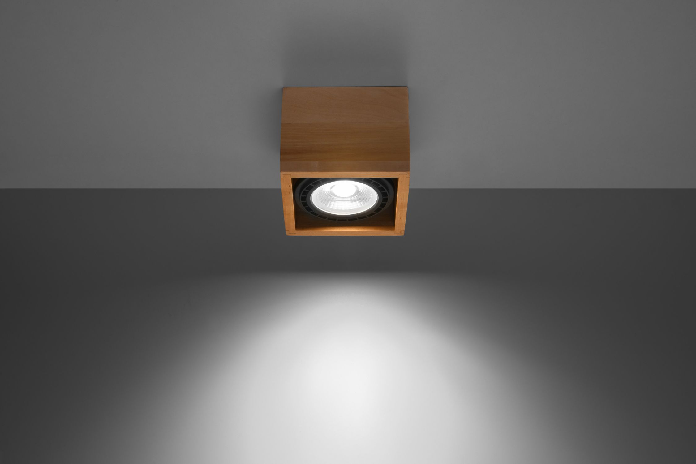 Spot Lampe Holz quadratisch B: 14 cm klein flach GU10