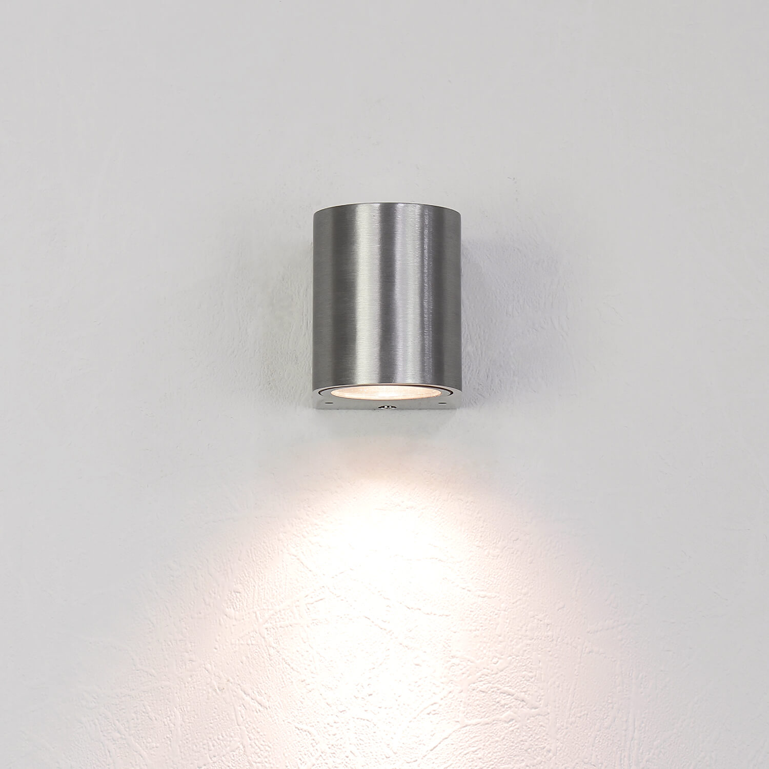 Halbrunde Außenwandlampe Silber Aluminium AALBORG