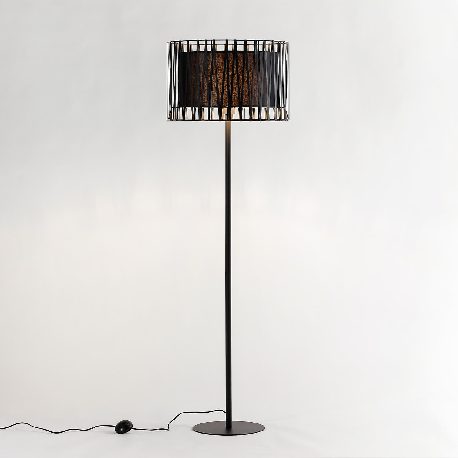Moderne Stehlampe Schwarz Metall rund 145 cm