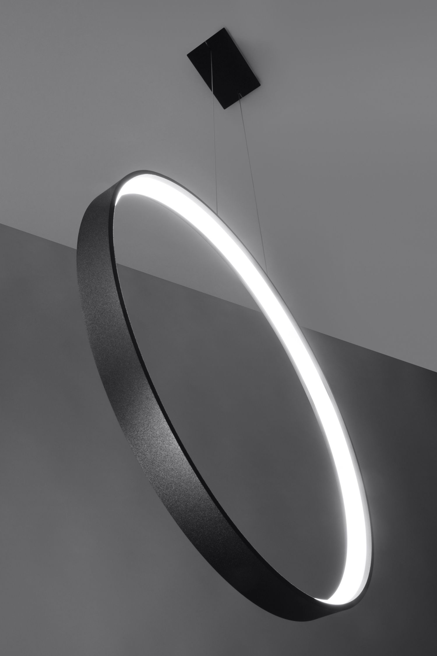 LED Pendelleuchte Ring Ø 78 cm Schwarz Modern Design