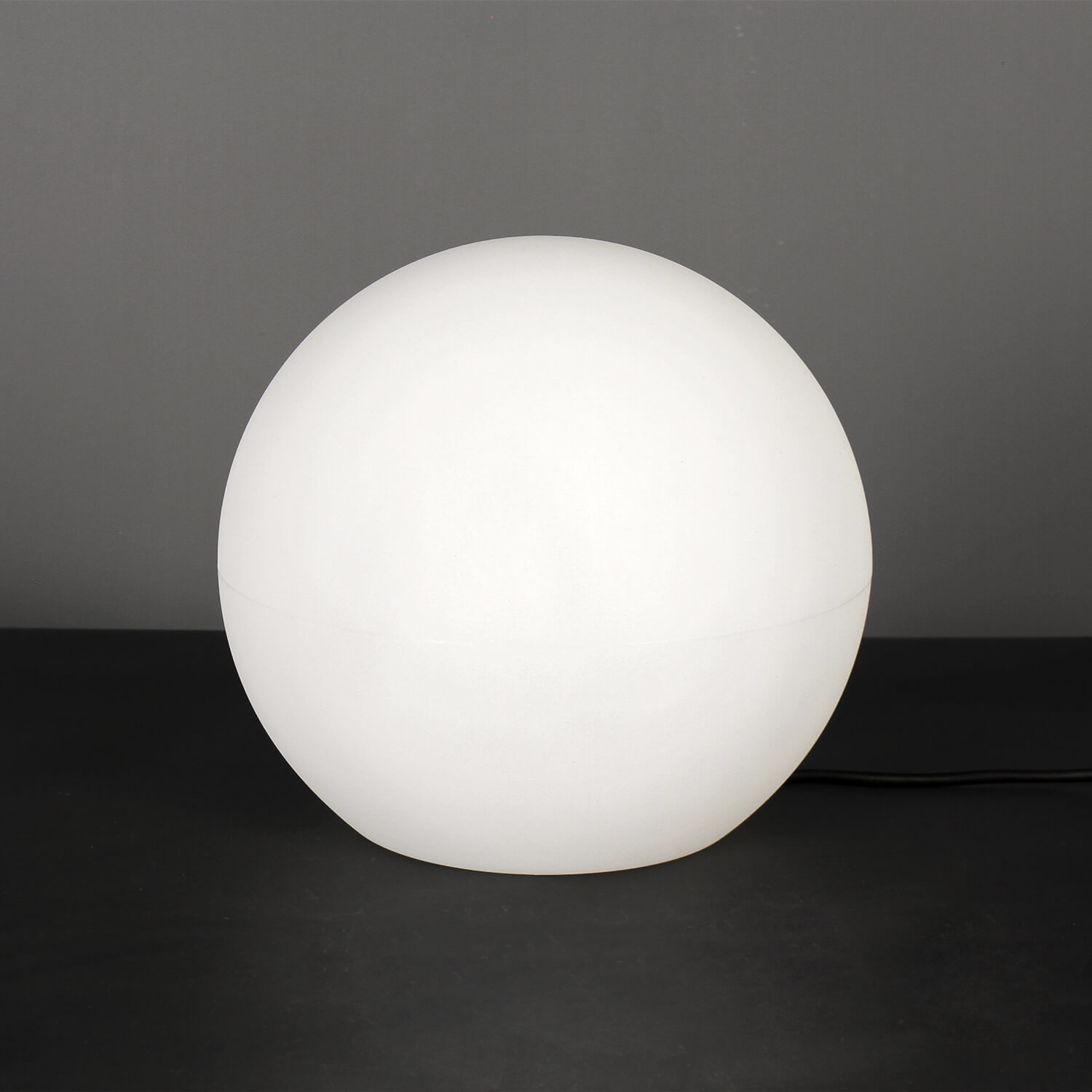 Stilvolle Gartenlampe Weiß runder Schirm Ø30cm