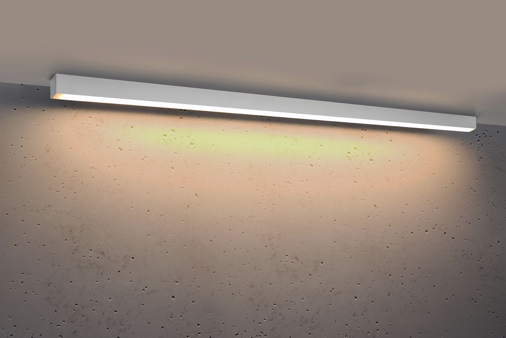 LED Deckenlampe 150 cm lang H: 6 cm flach blendarm