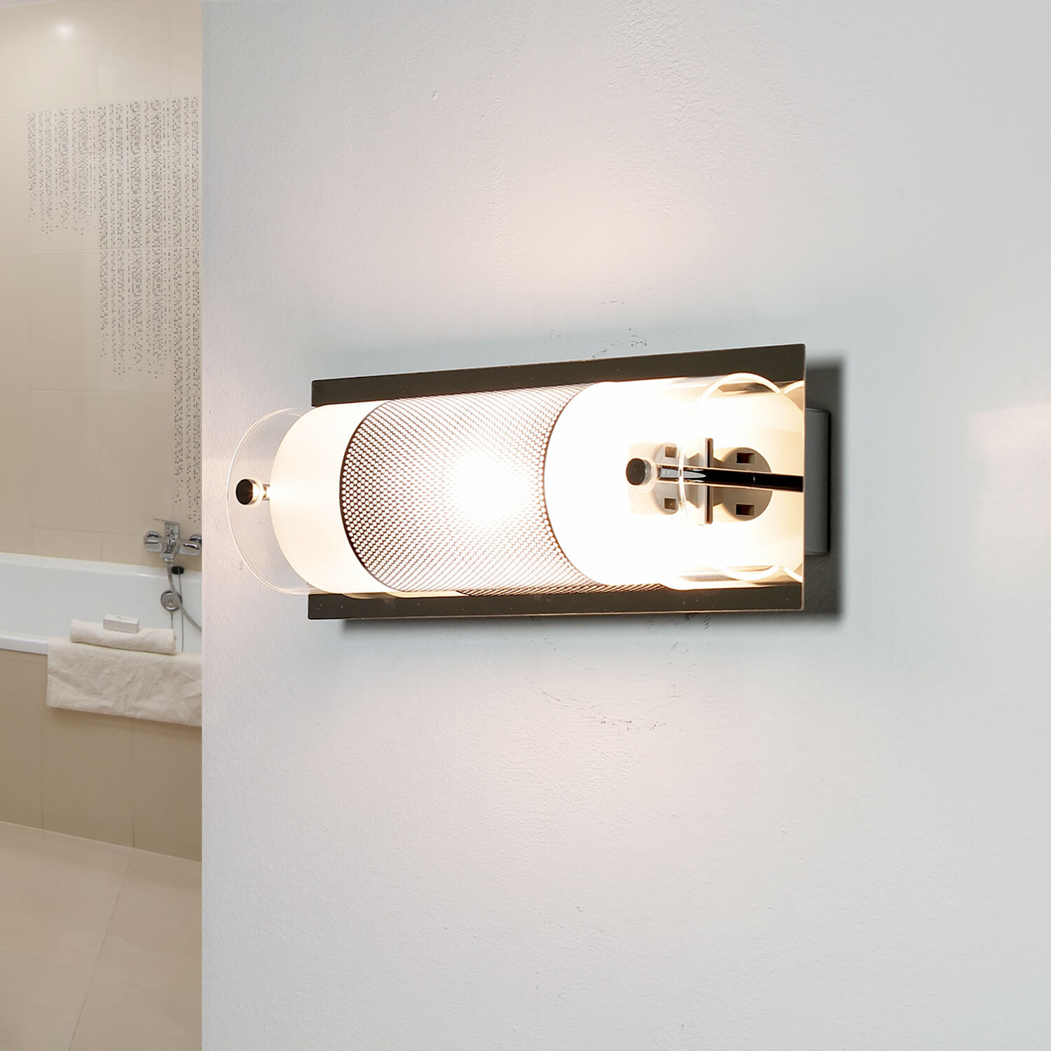 Luminaire de salle de bain blanc chrome allongé miroir