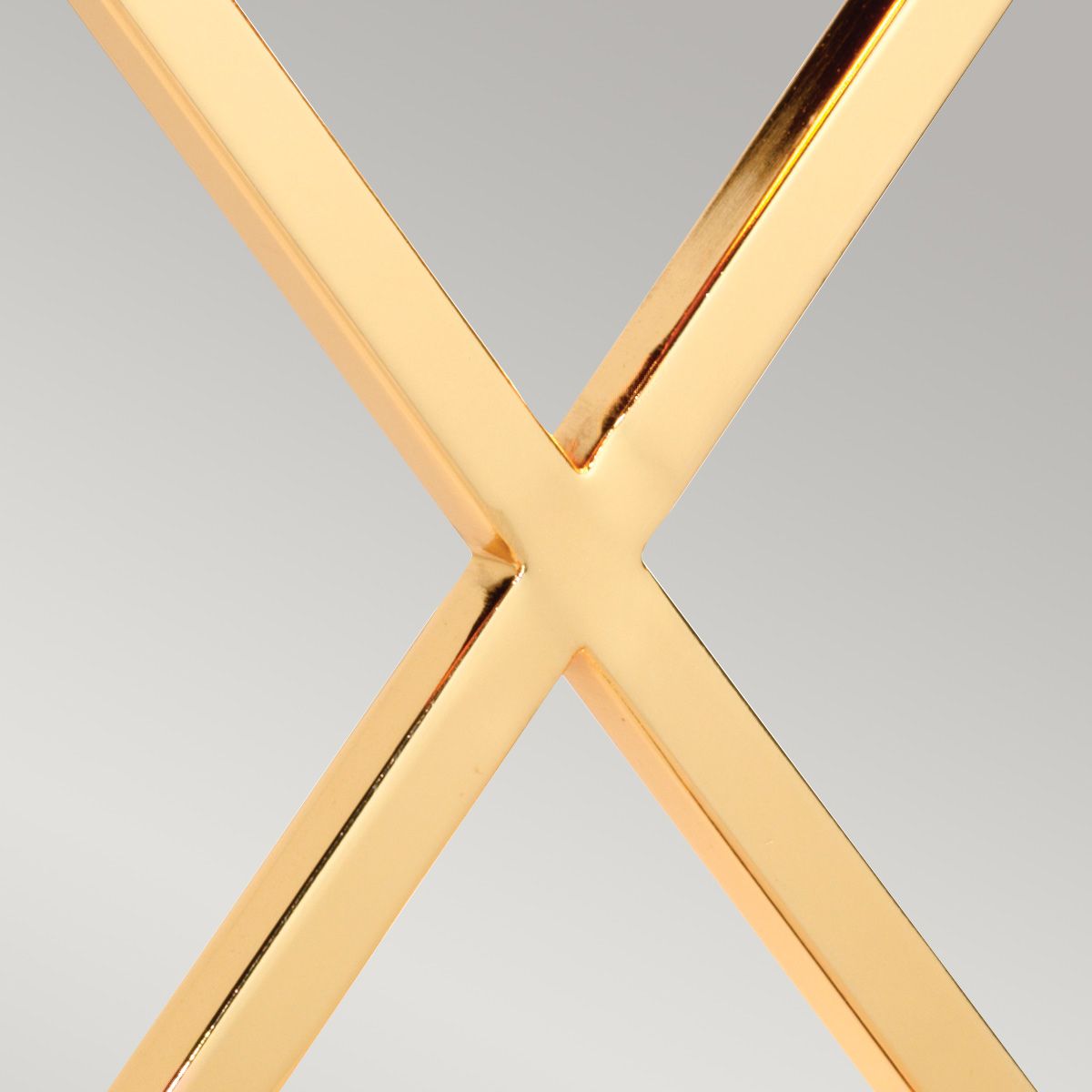 Tischleuchte in Gold Elfenbein E27 68 cm Stoff Metall