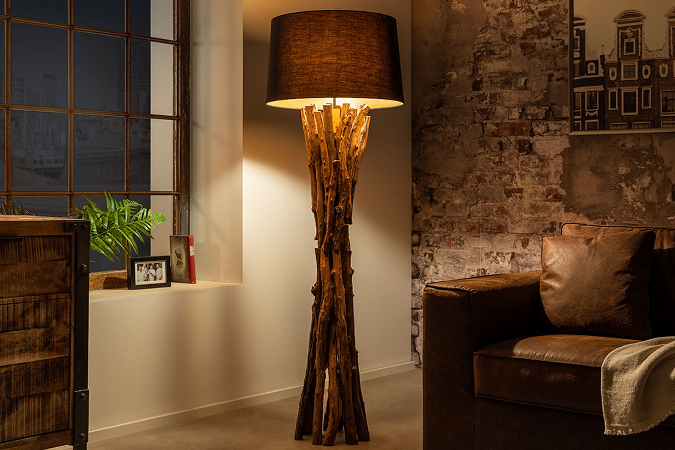 Natürliche Stehlampe Schwarz Gold 151 cm Holz Baumwolle