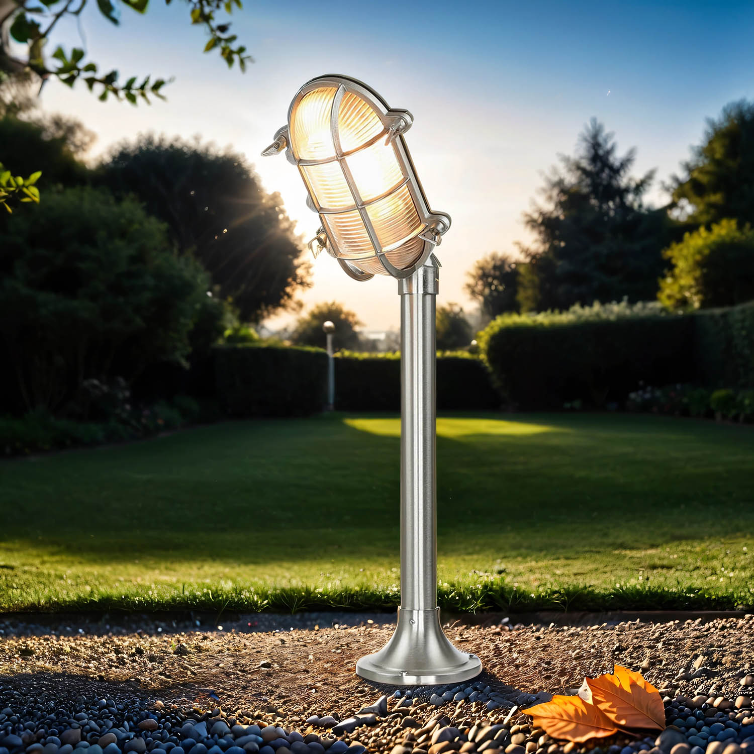 Lampe de jardin laiton H:62cm en nickel Chemin Terrasse