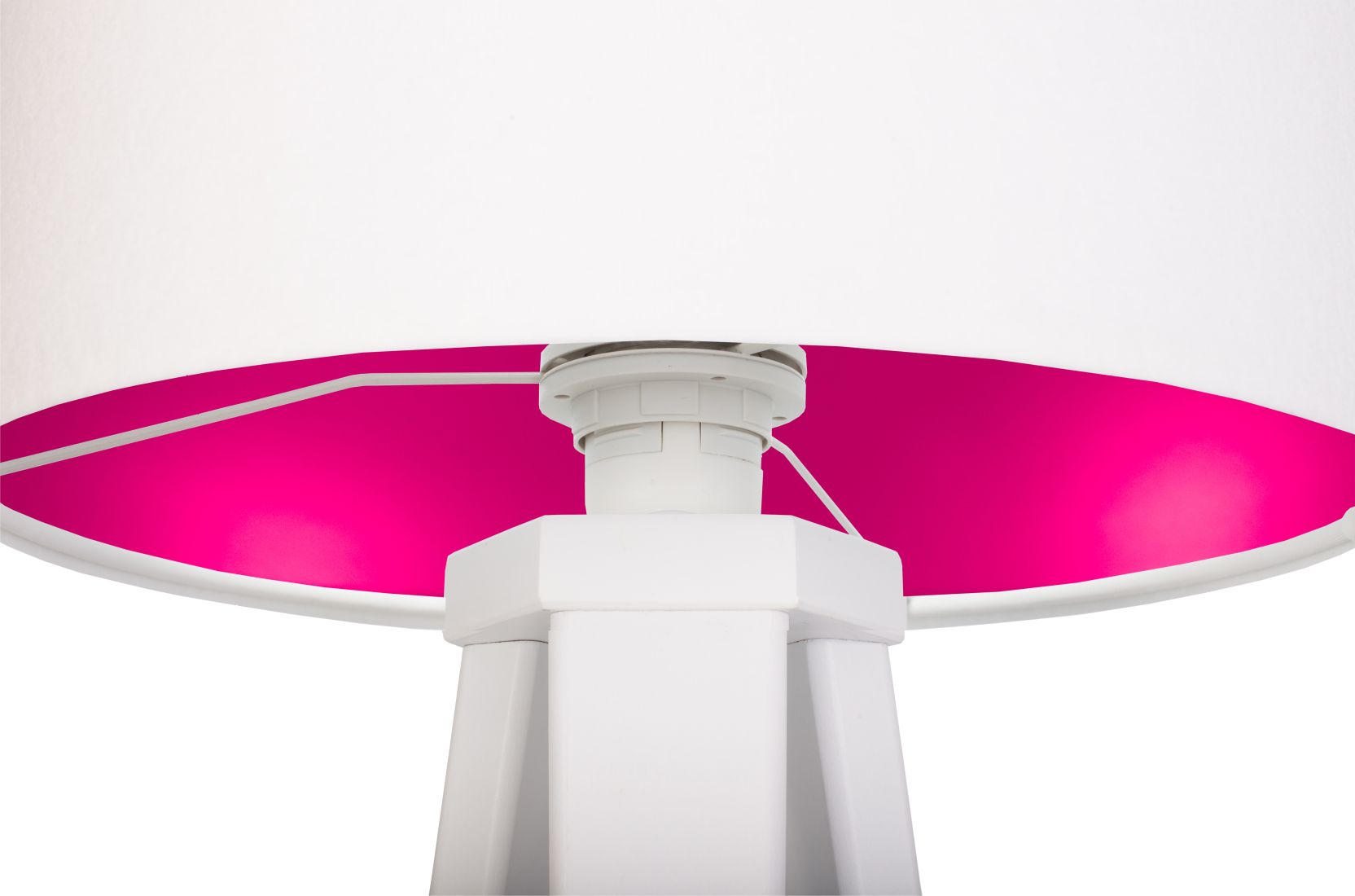 Tischlampe Schirm Holzleuchte Weiß Pink Dreibein Retro