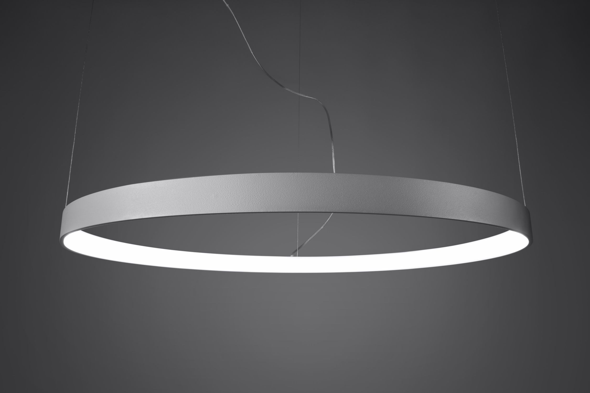 LED Kronleuchter Ring Ø 55 cm 4000 K Modern Metall Weiß