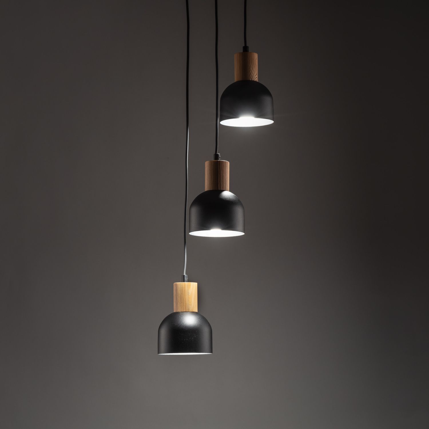 Suspension noir E27 3 flammes métal bois PRESTON