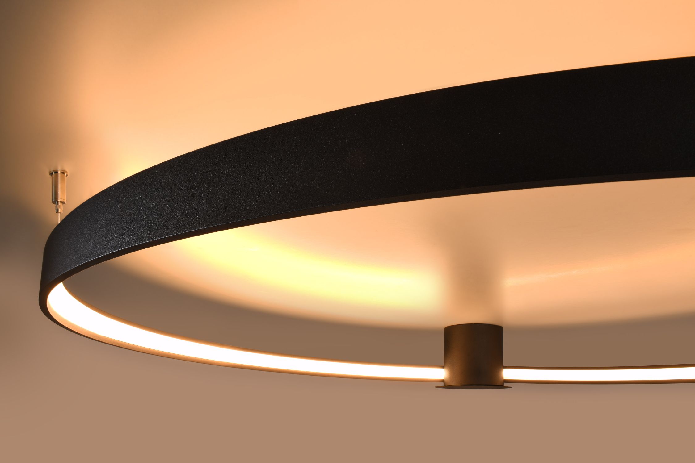 Plafonnier LED rond Ø 55 cm 3000 K Noir Métal Anneau